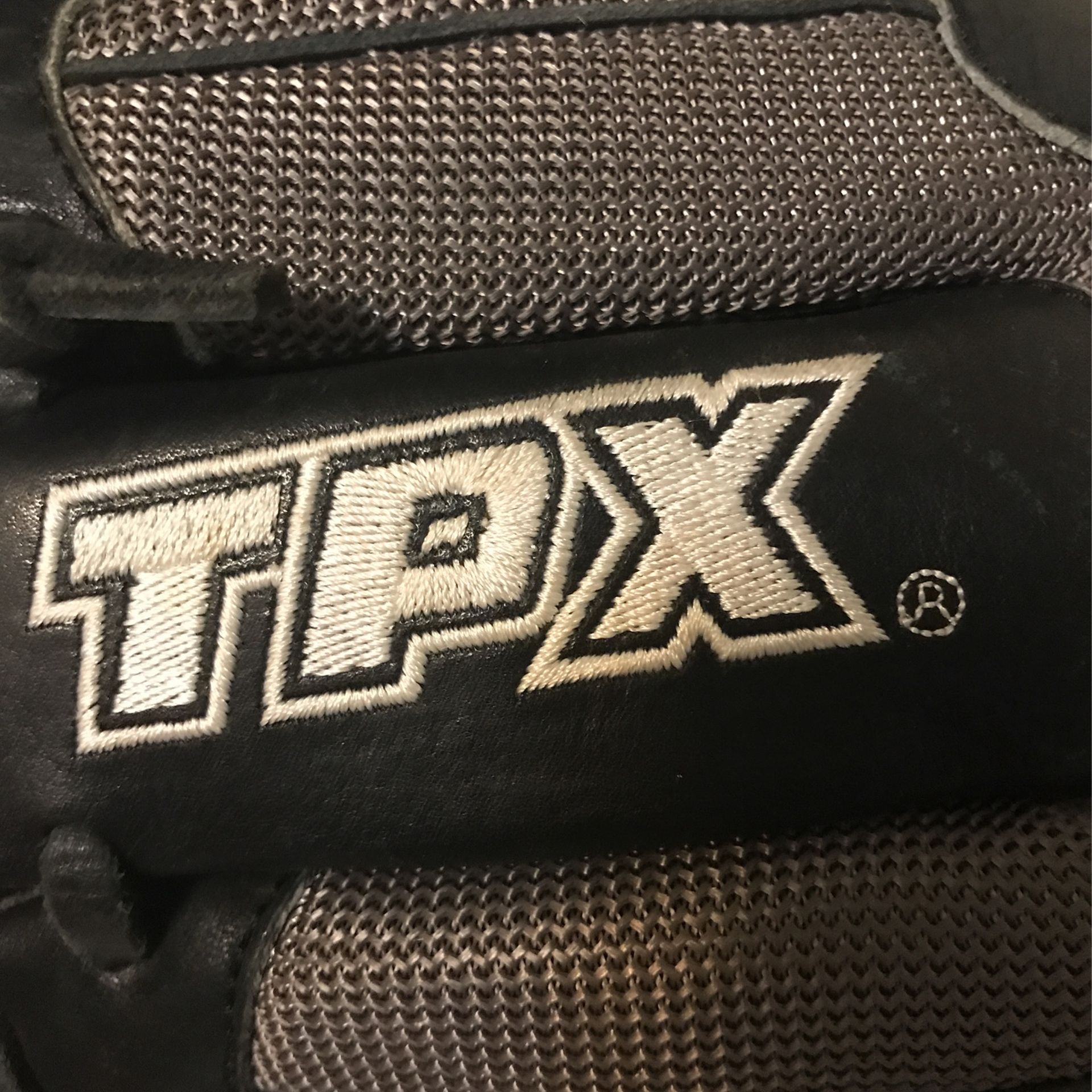 Louisville TPX Pro H2 Hybrid lite series
