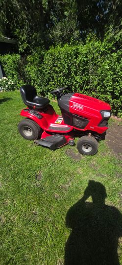 Crafstman lt2000 riding mower