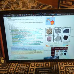 Surface Pro 7 12'3 Tablet In Platinum  WITH accessories
