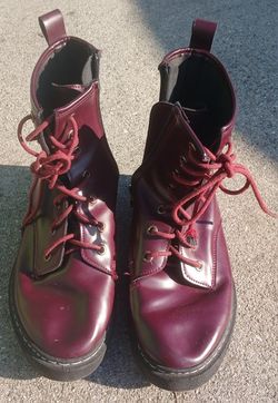 Red Boot-9 Size 