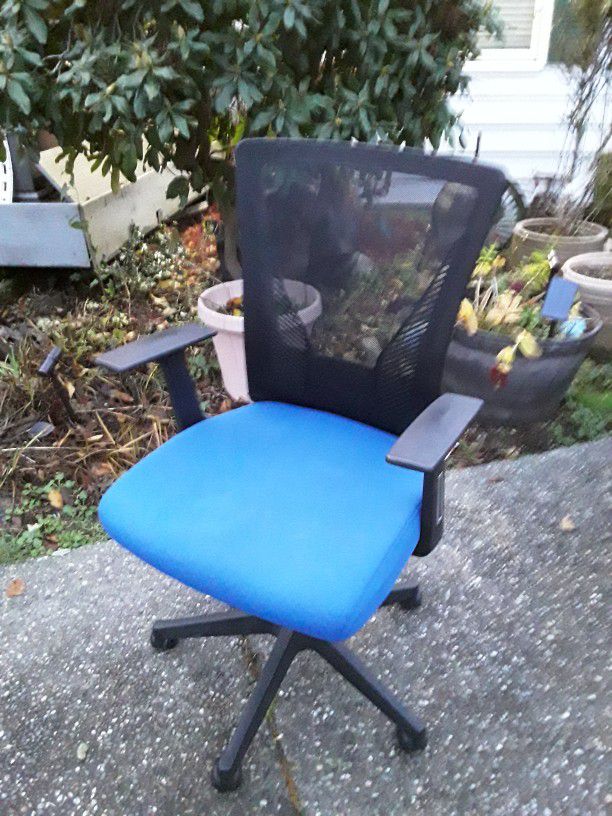 Office Desk Chair Mesh Blue Fabric Computer Laptop Gaming Pc 