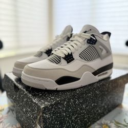 jordan retro 4 military black