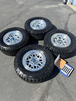 Brand New KMC 549 “GRS” Wheels 6x139 and 33” BF Goodrich KO2 Tires 305/65R17
