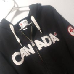 Canada 2010 Olympic hoodie zip up jacket.    sz Medium brand is Hudson's Bay Co 