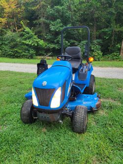 New Holland TZ24DA compact 4x4 tractor only 283hrs