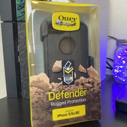 iPhone 5/5S/SE 1st Gen OtterBox Defender Series Case (New)