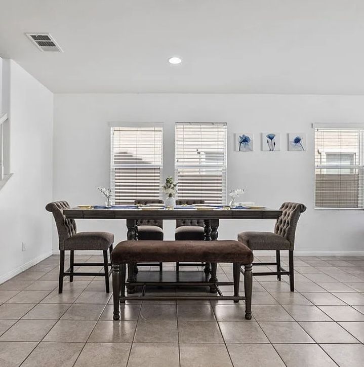 Dining Table & 4 Dining Chairs + Bench