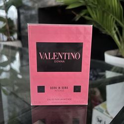 Valentino Donna Born In Roma perfume