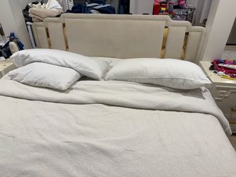 Upholstered Bed Frame with Nailhead Headboard