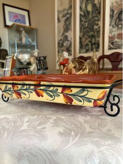 New International Silver Glazed Terra Cotta Baker w/Black Metal Rack