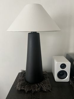 Cb2 Organic Modern Minimalist Lamp Lighting Black And Cream / white Brutalist Scandi Decor 