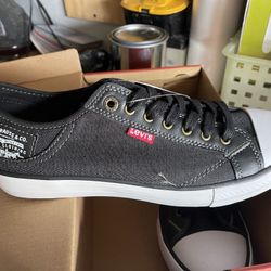 Men’s Levi’s Shoes New
