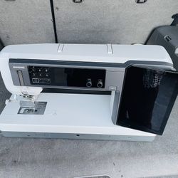 Janome Continental M17