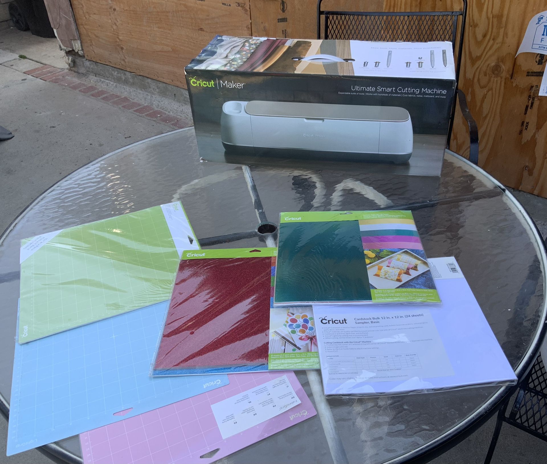 Cricut Maker® (Champagne) + Materials