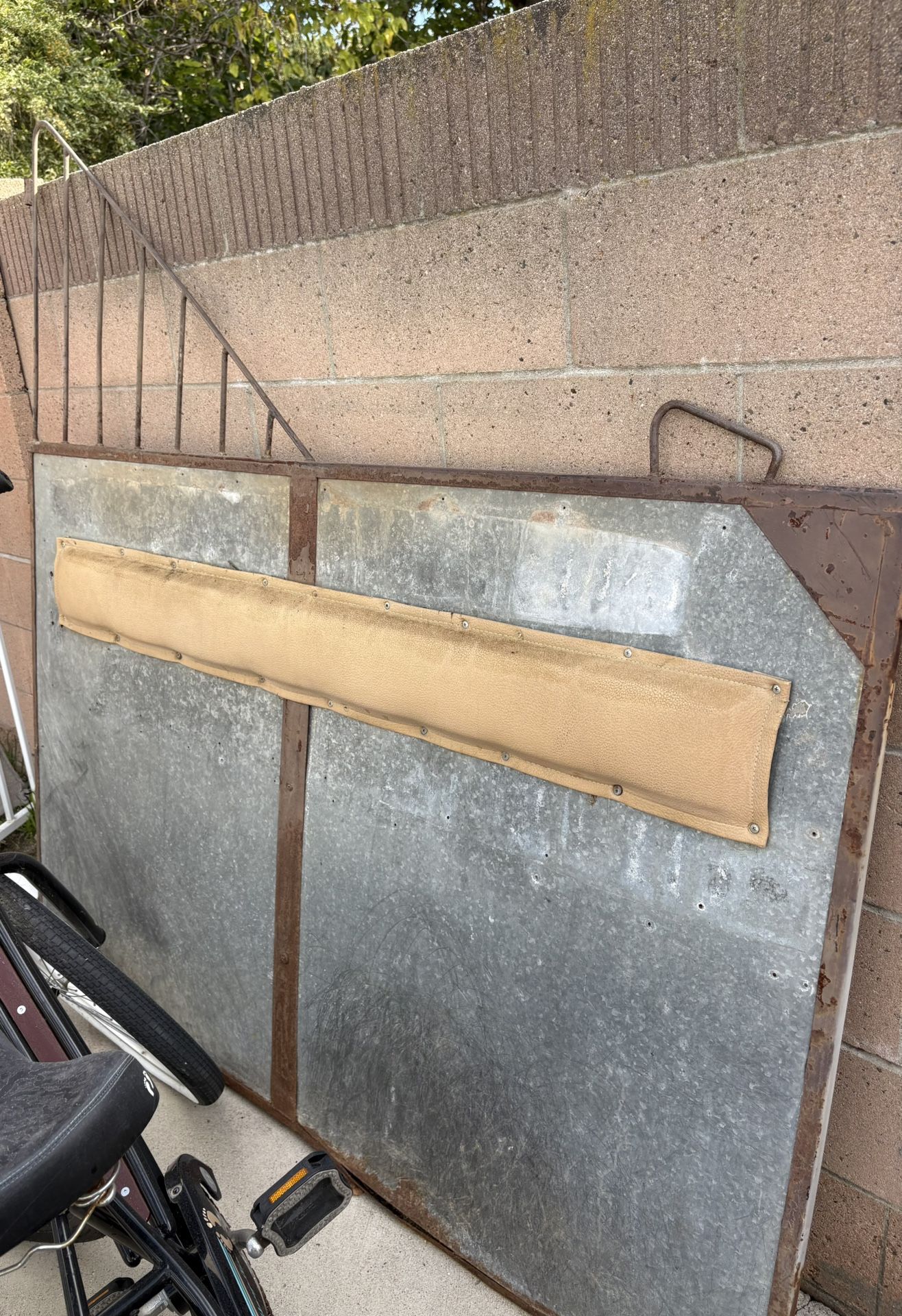 Horse Trailer Divider