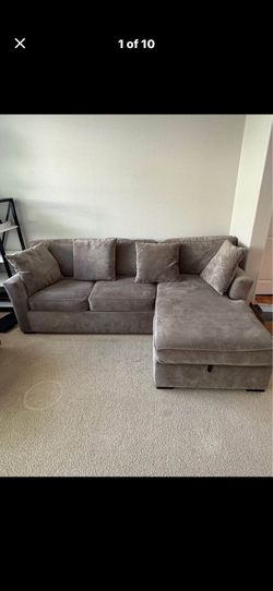 Gray Pull-Out Sofa Sleeper With Chaise & 2 Matching Swivel Armchairs
