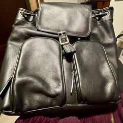 Vintage Never Worn Cherokee Leather Black Backpack