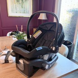 car seat with the Click Connect base