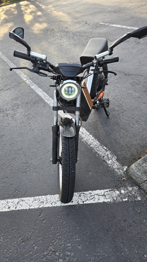 Onyx CTY2 fine condition 60v, 50mph Top Speed