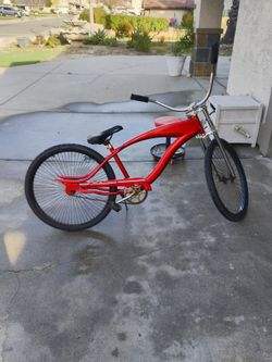 Schwinn Beach Cruiser