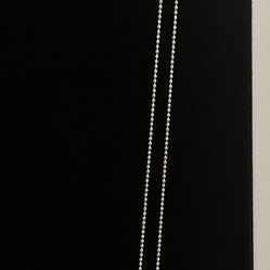 Silver Necklace With Leaf Pendant