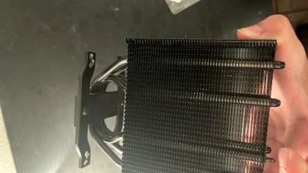Cpu tower cooler with cpu