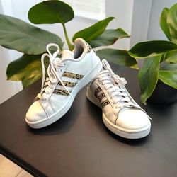 adidas Grand Court 2.0 Sneaker - Women's size 6.5 leopard print
