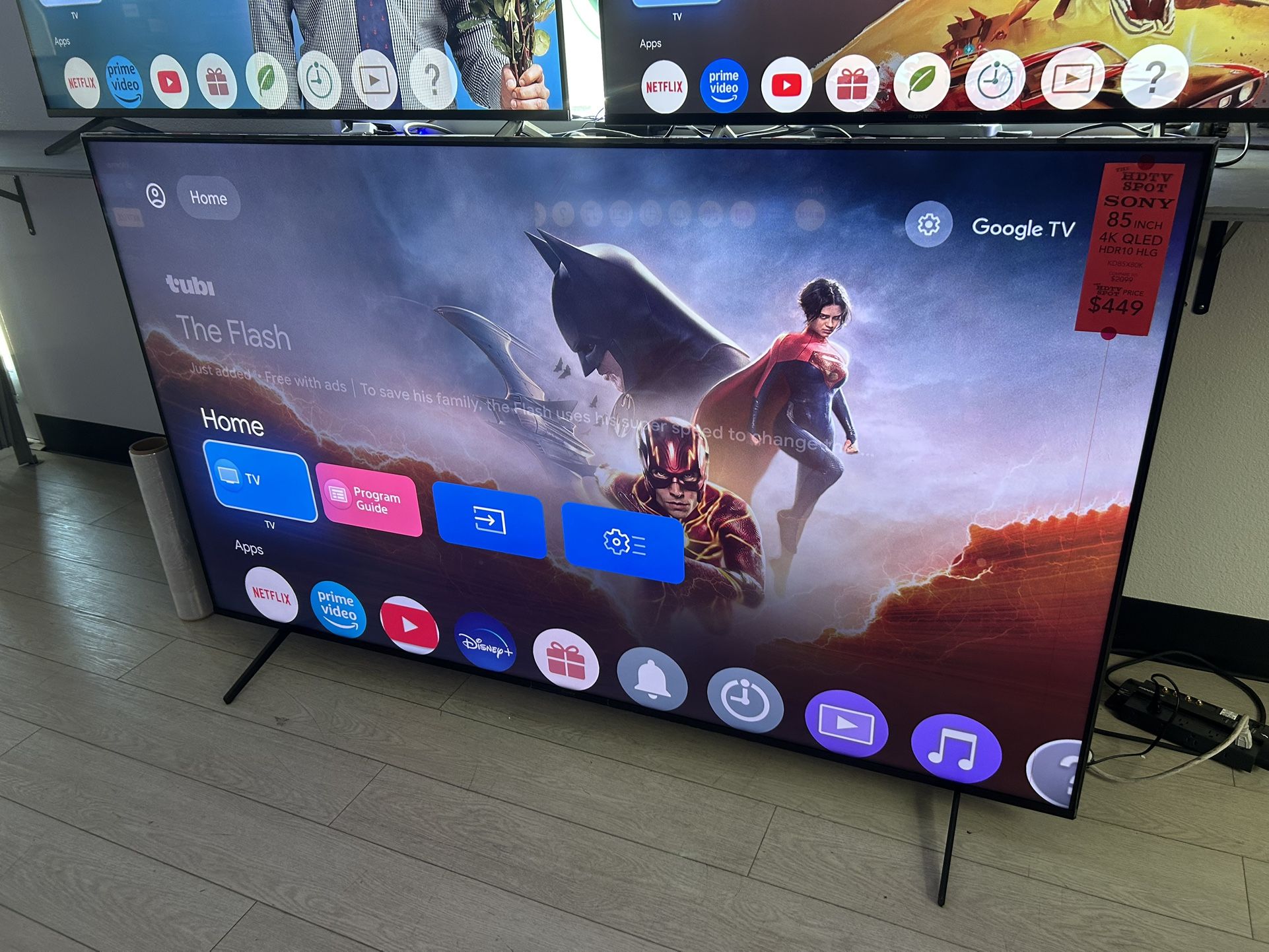 Sony 85-inch 4k Smart Tv 85x80k Line On Side Of Screen