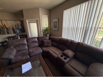 Ashely Furniture Tambo 2-Piece Manual Reclining Sectional