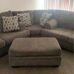 Sectional $600
