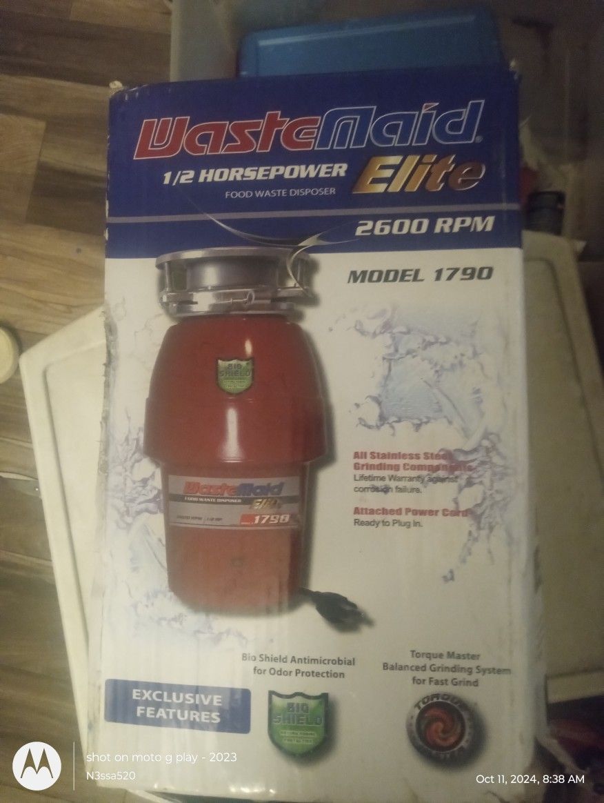 Waste Maid Elite 1/2 Horse New Never Used Open Box Instruction Manual