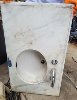 Sink Con Llave