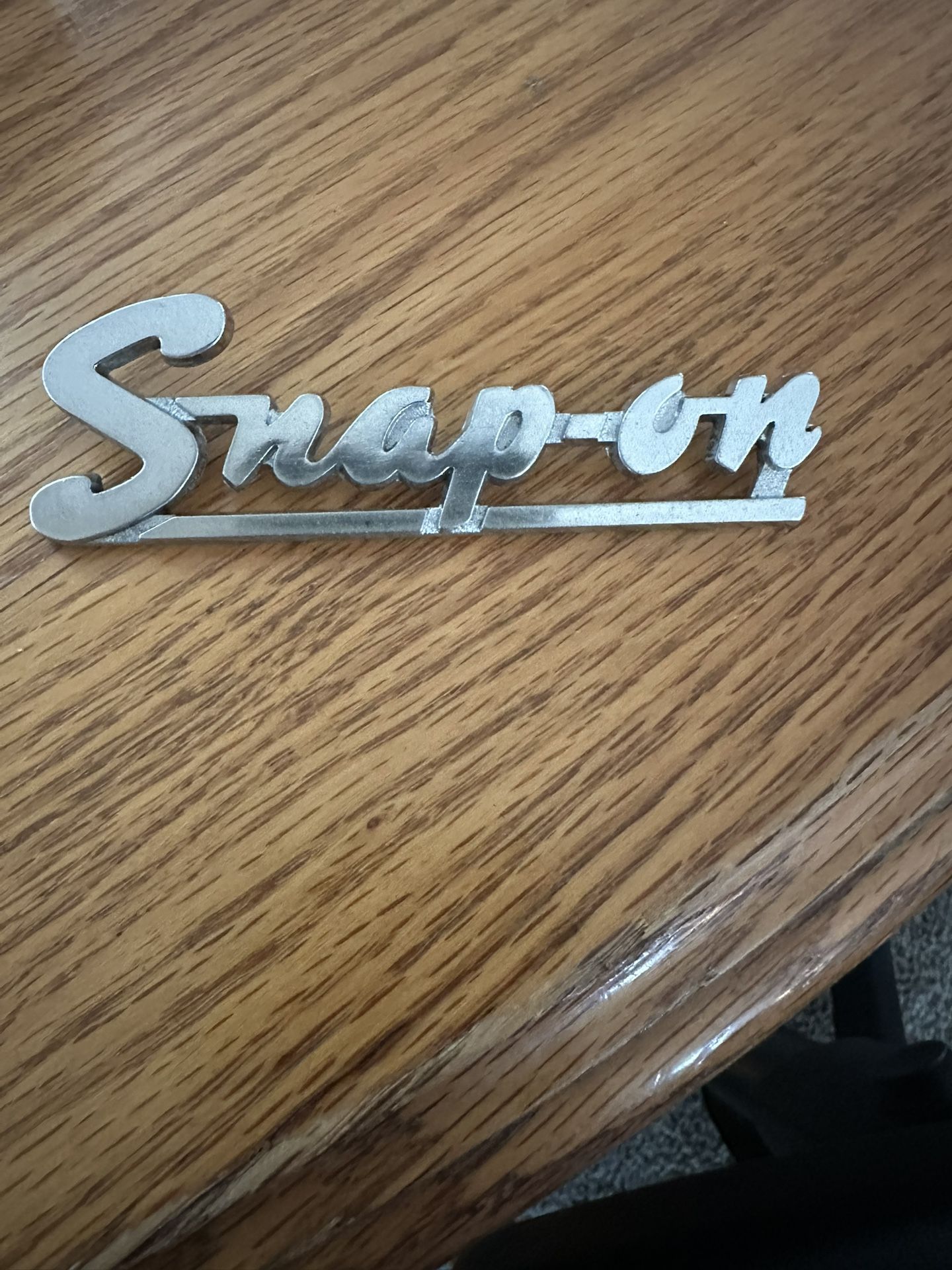 Snap Vintage KN-100 Snap-On Metal Tool Box Logo Emblem Badge Script Chrome