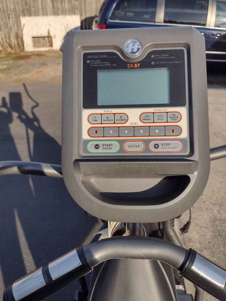 Horizon EX 57 Elliptical for Sale in Vancouver WA OfferUp