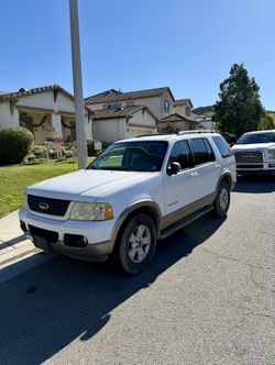 2004 Ford Explorer