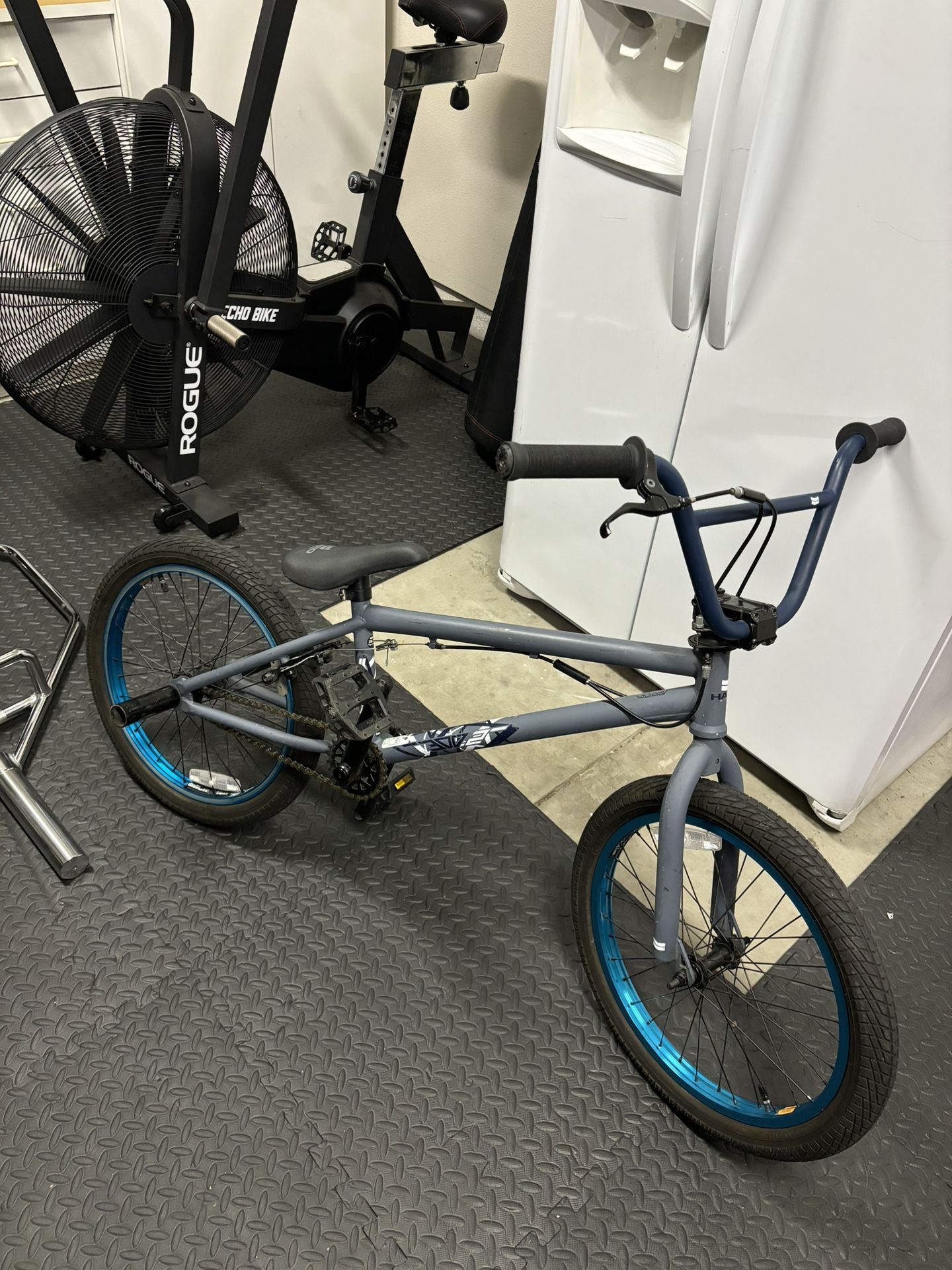Haro 300.2 BMX Bike