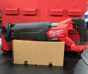 Milwaukee m18 reciprocating saw
