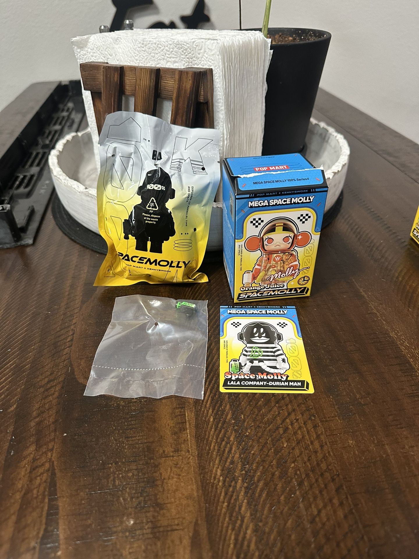 Molly x Kenny Astronaut Series Figure Collection - LALA COMPANY-DURIAN MAN