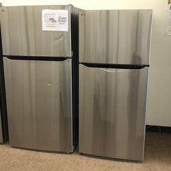 LG 20 cu ft Top‑Freezer Refrigerator – Stainless Steel – Model LTCS20020S – Brand New