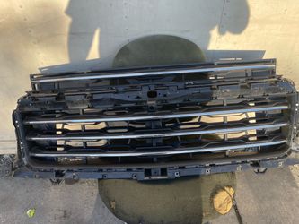 2024-2025 Chevy traverse grille