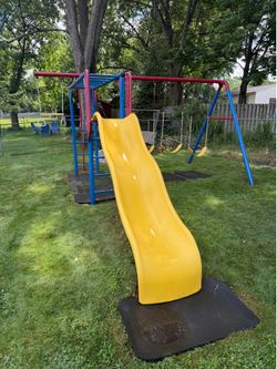 Playground (Lifetime brand)