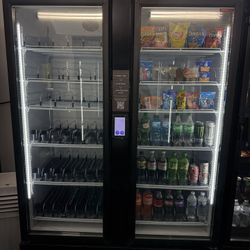 AI COMBO VENDING MACHINES