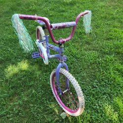 Girls bike good condition good price must sell asap