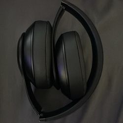 Beats Studio Pros (Brand new)