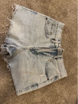 Girls Jean shorts size 22-23
