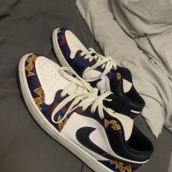 Jordan Low 1 Sizes 10.5