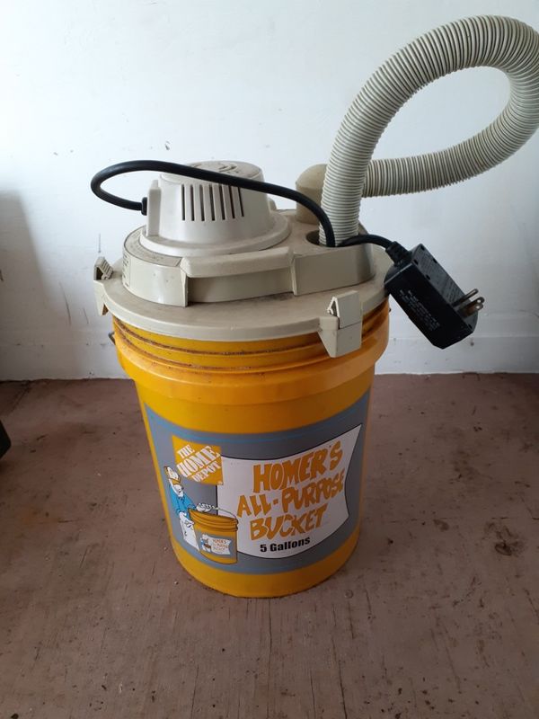 Home Depot bucket shop vac 5 gallon for Sale in Pembroke Park, FL OfferUp