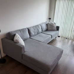 CALAIS GRAVEL Chaise & Sofa – Excellent Condition