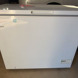 Galanz Chest Freezer