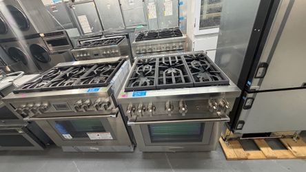 🔥 NEW OPEN BOX | 30% OFF! 🔥  Thermador Professional 30” Gas Range Model: PRG305WH/13  💲 MSRP: $7,999 🔥 Price Today: $5,599 (30% OFF!)  Elevate you